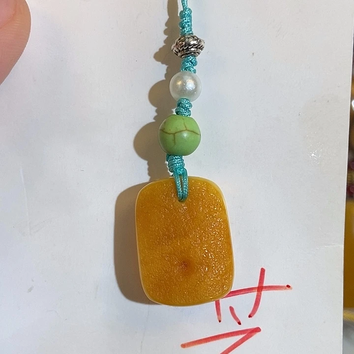 未镶嵌琥珀珠宝奇石