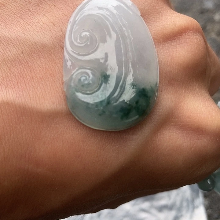 未镶嵌定制翡翠如意
