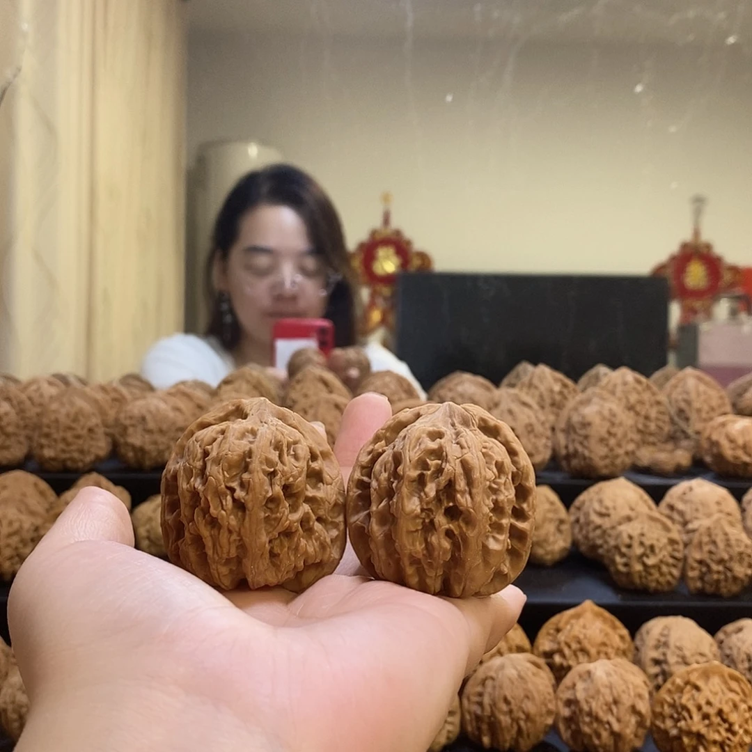 把件文玩核桃大****雾42洪崖山小粗筋有修