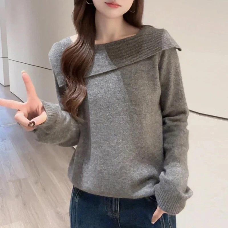 韩系气质宽松显瘦设计感翻领一字肩纯色长袖针织衫女秋冬洋气毛衣