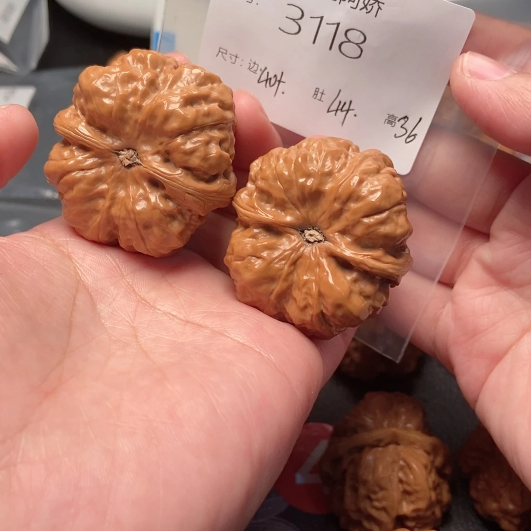 文玩核桃吊坠蛤蟆