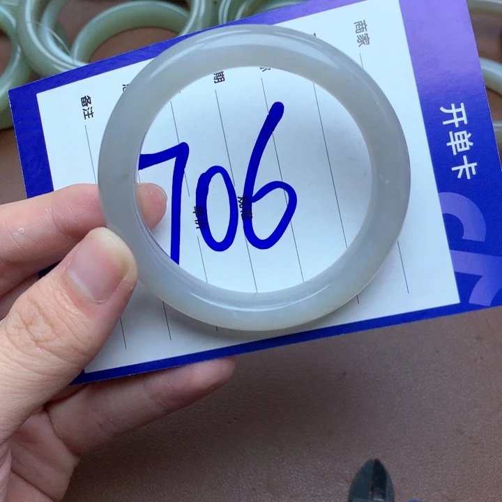 和田玉未镶嵌手镯53