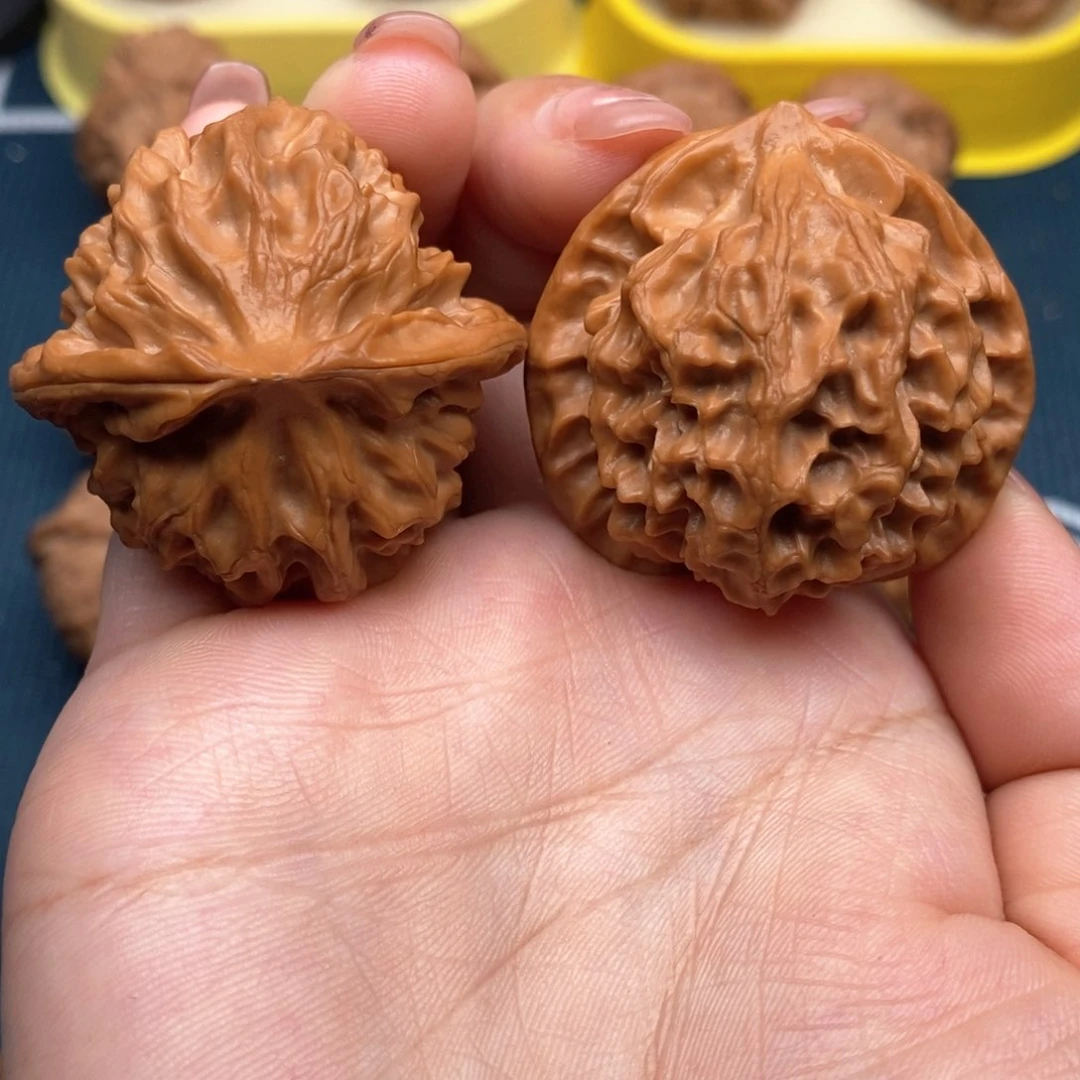 文玩核桃吊坠龙鳞40