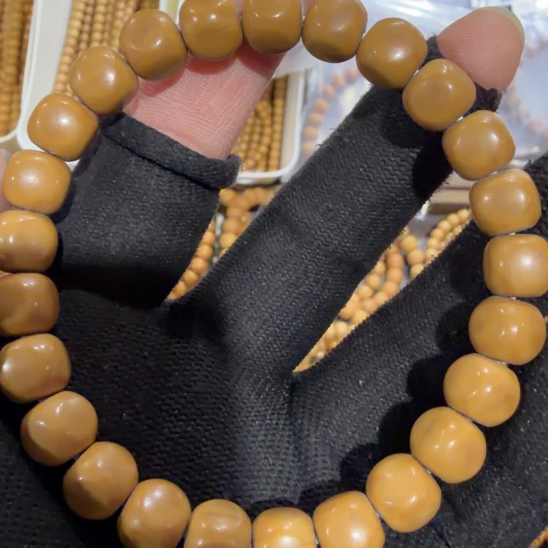 吊坠猴头核桃六方猴头手串