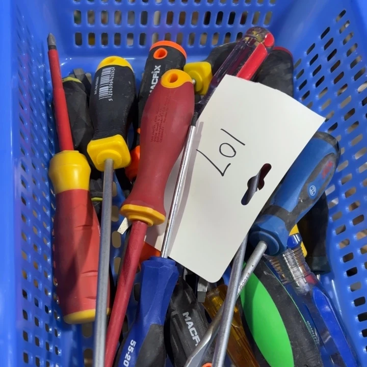 致***5107号杂款工具闪购