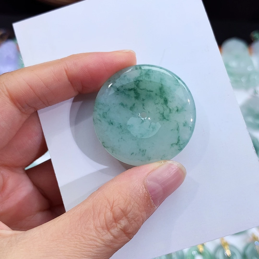 翡翠未镶嵌颈饰翡翠吊坠