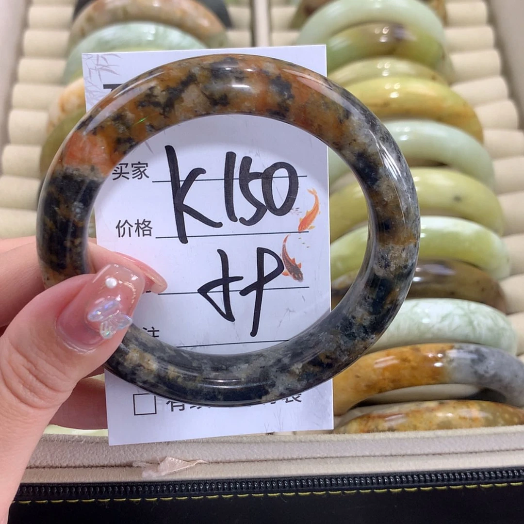 【闪购商品】未镶嵌蛇纹石玉手镯