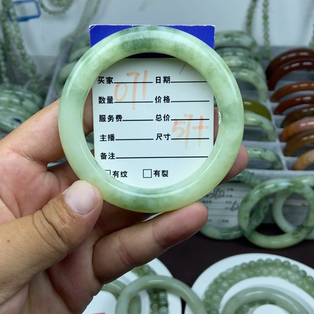 未镶嵌蛇纹石玉手镯
