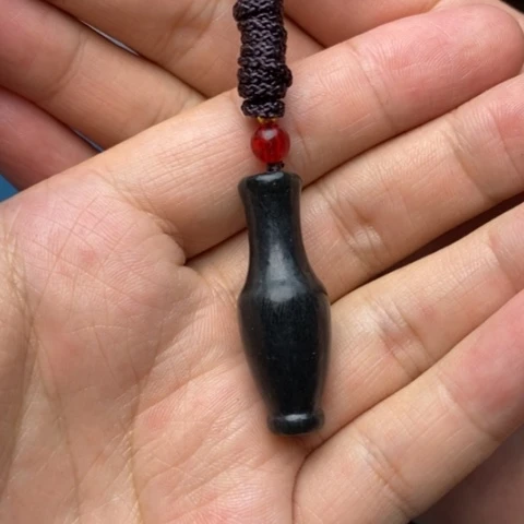 太***阳和田玉未镶嵌颈饰