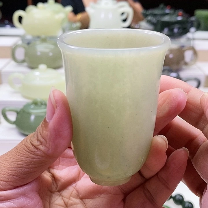 未镶嵌和田玉挂件茶杯60m l