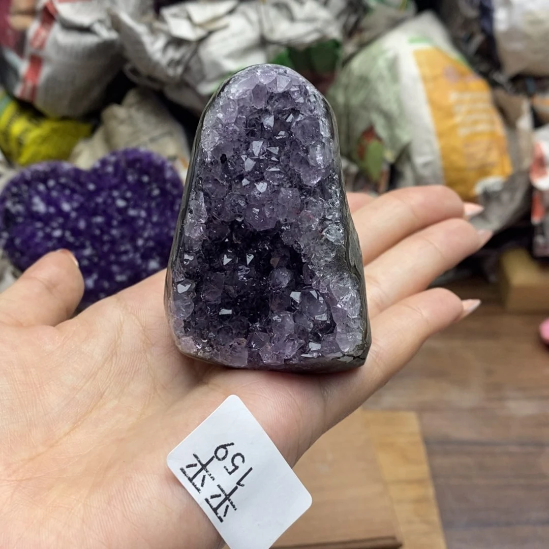 乌拉圭未镶嵌紫晶