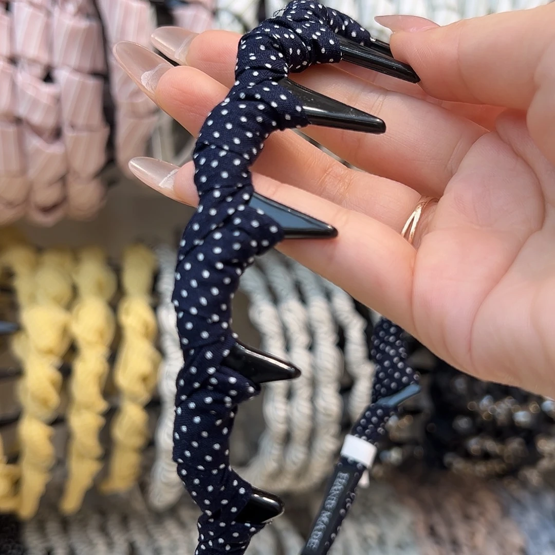 无非金属蓝色波点带齿发箍