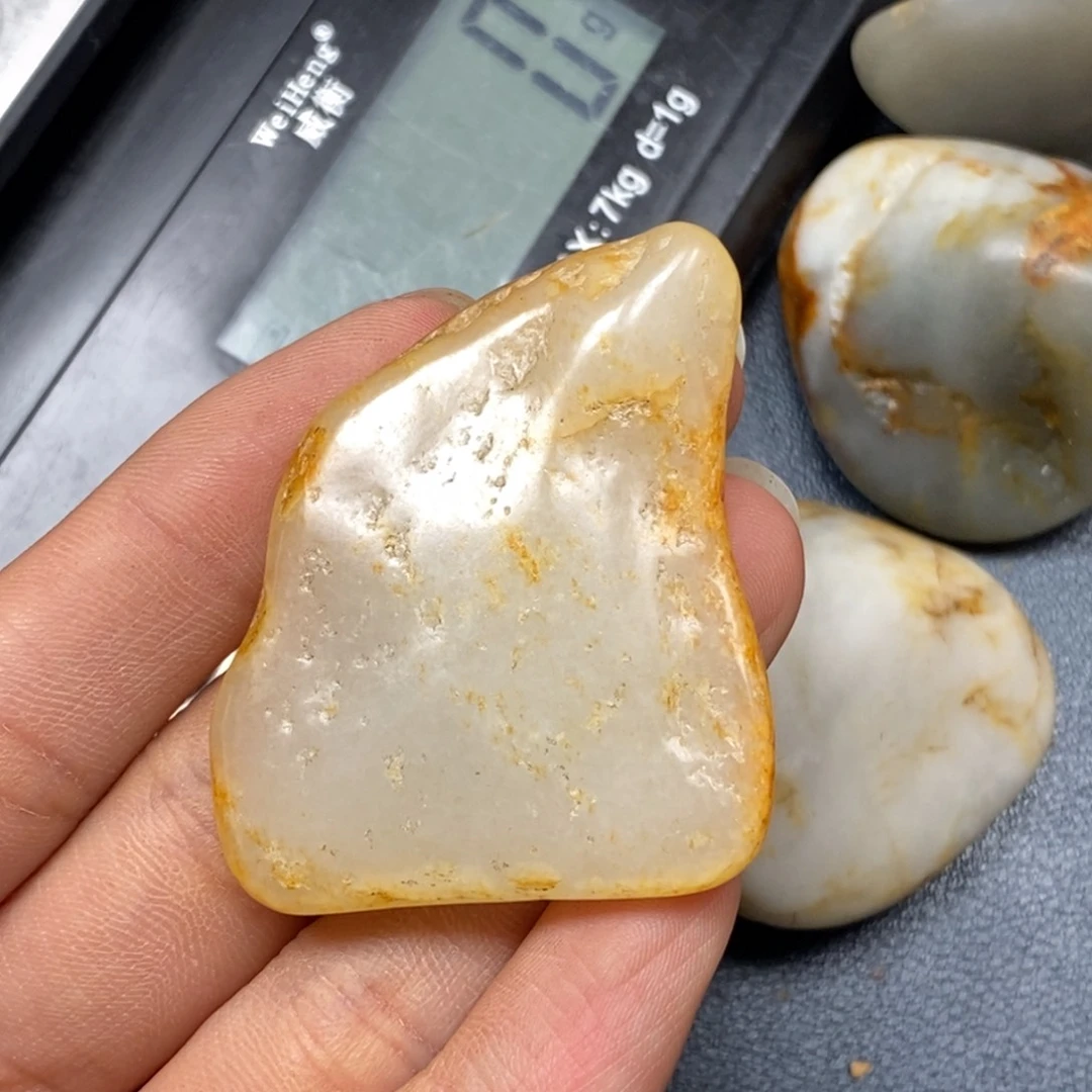 和田玉（糖玉）未镶嵌挂件