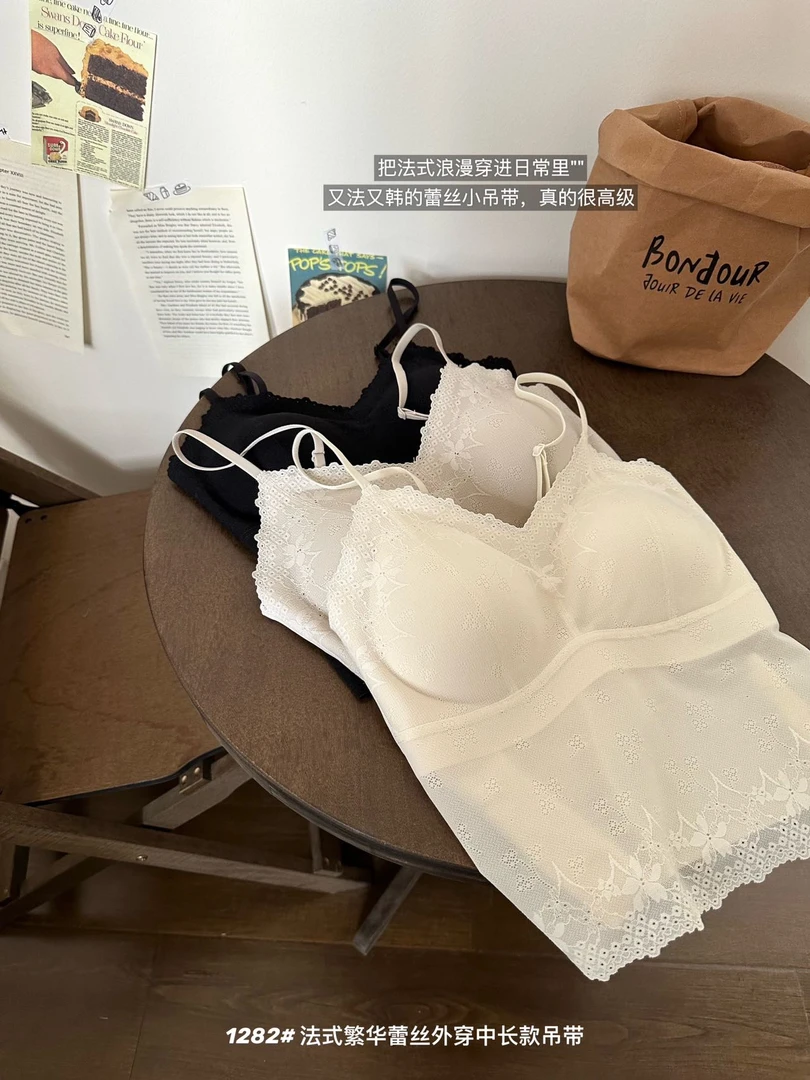 YXR1282修身型休闲风标准直筒型背心显瘦修身拼接美背女士背心