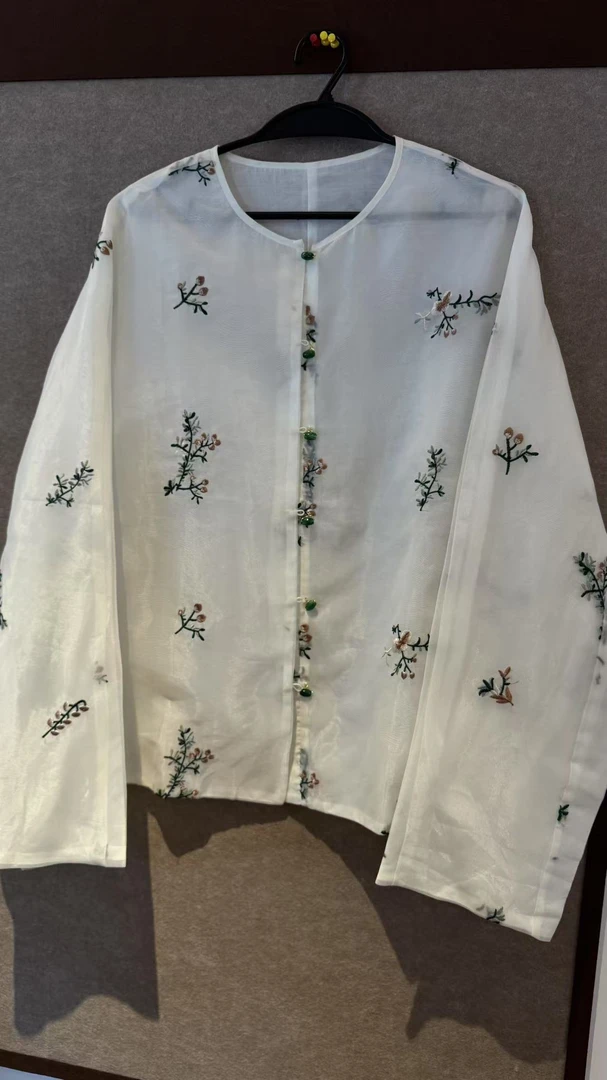 新品首发重工刺绣显白衬衫-618-C