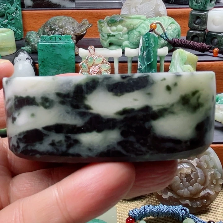 石***子独山玉未镶嵌珠宝半成品