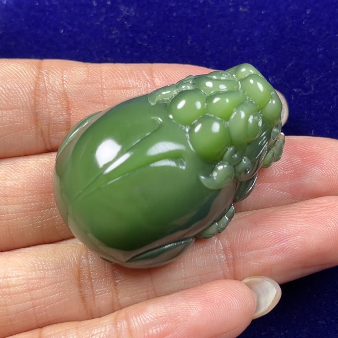 未镶嵌和田玉挂件