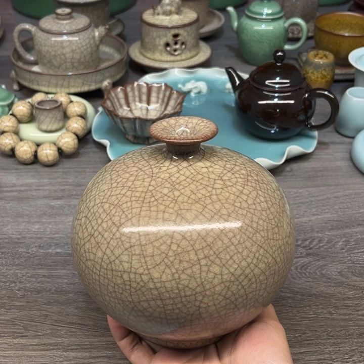蒋加宝 传世哥窑 石榴瓶