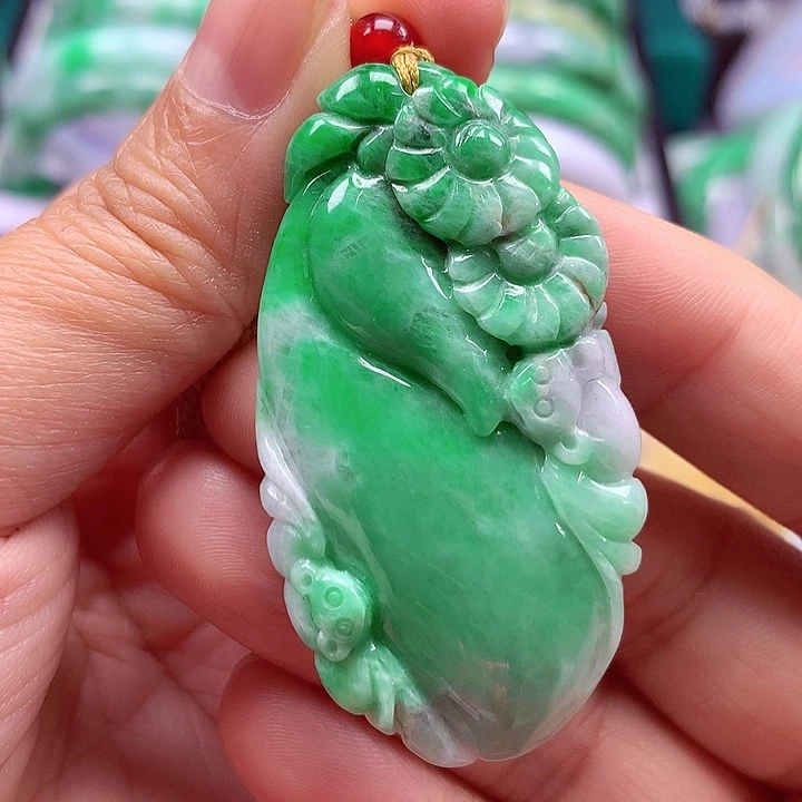 颈饰未镶嵌翡翠翡翠