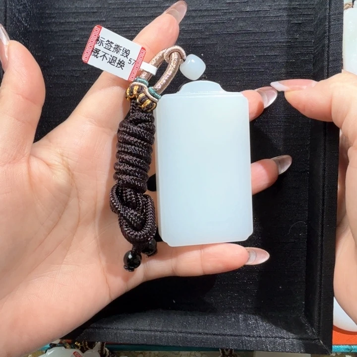 颈饰未镶嵌和田玉T***h