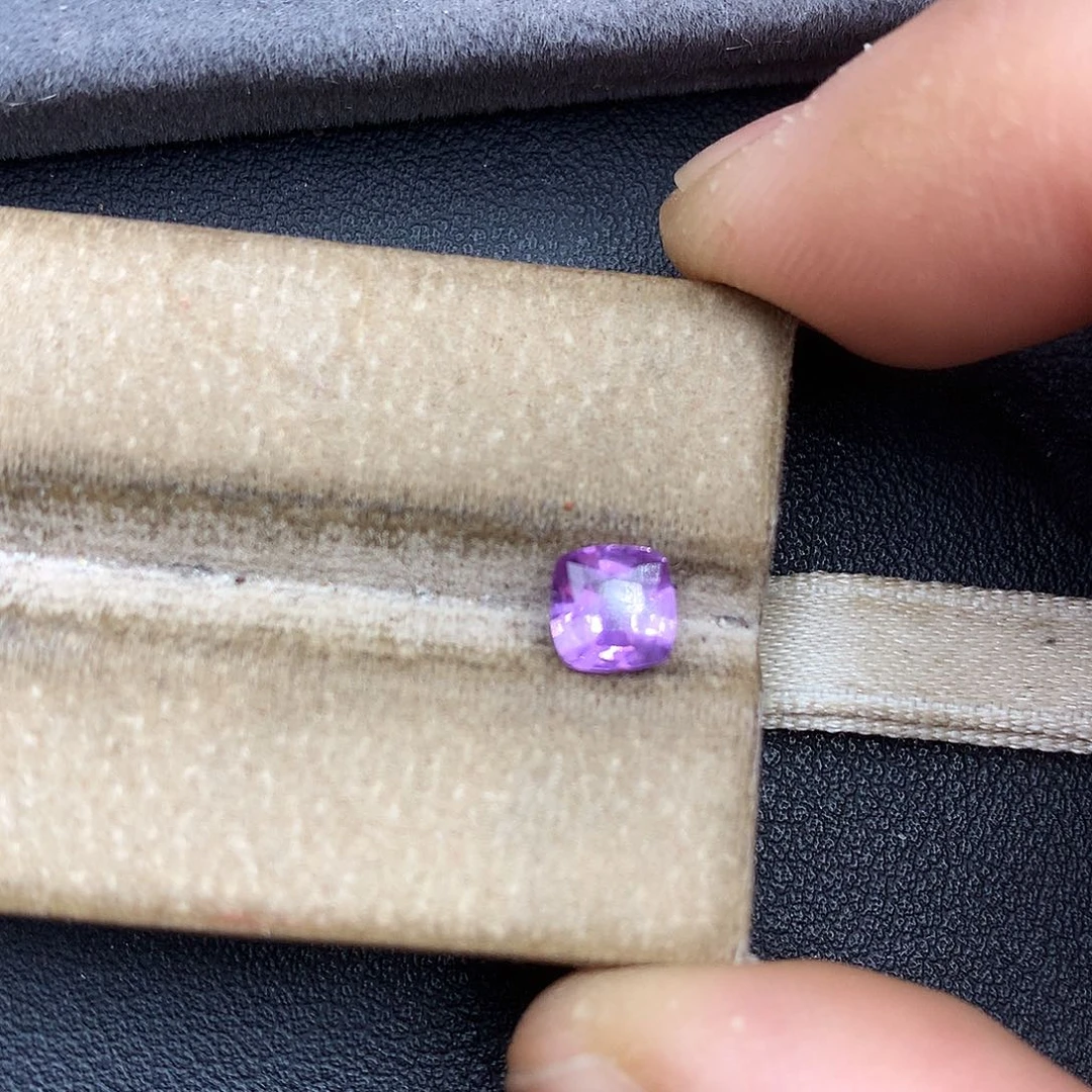 裸石蓝宝石1.04ct无烧薰衣草大证