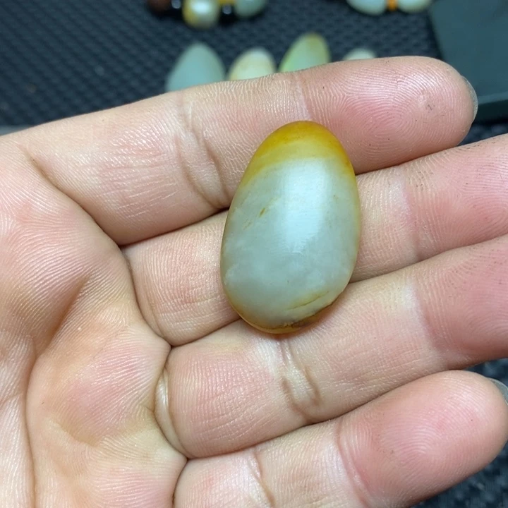 和田玉珠宝奇石未镶嵌