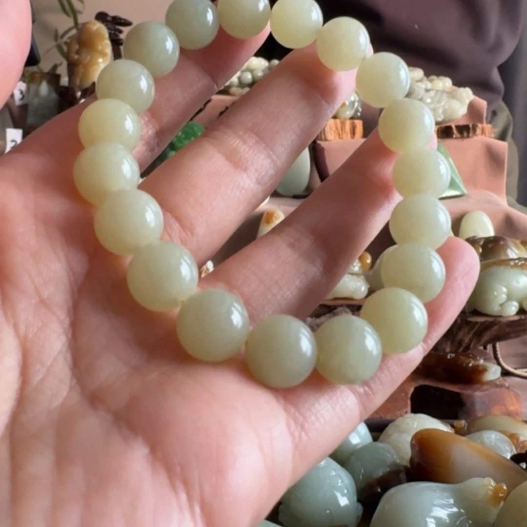 和田玉（糖玉）未镶嵌挂件