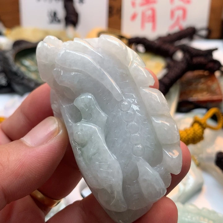 翡翠未镶嵌颈饰保真天然a货翡翠