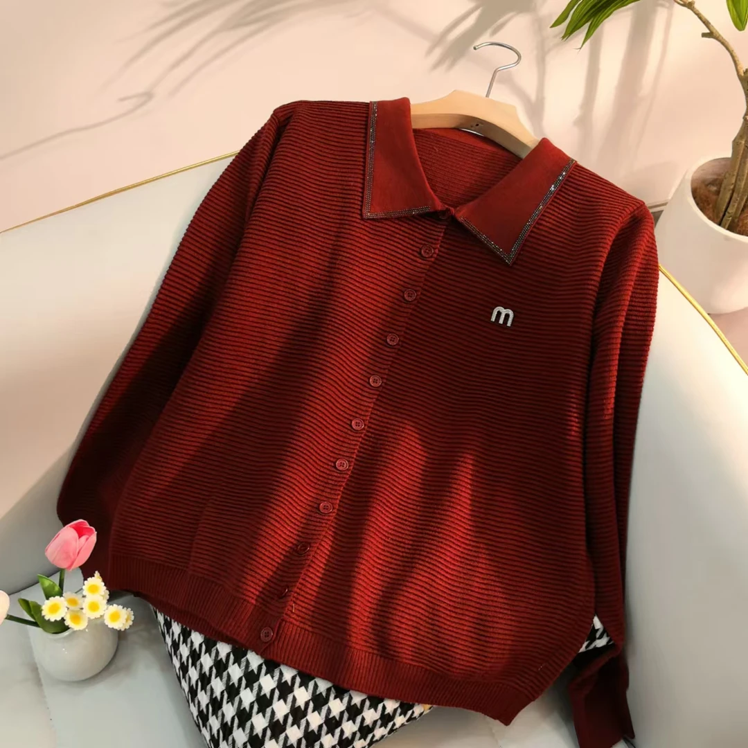 3922-高级感气质小翻领烫钻针织小衫女设计感高档针织衫