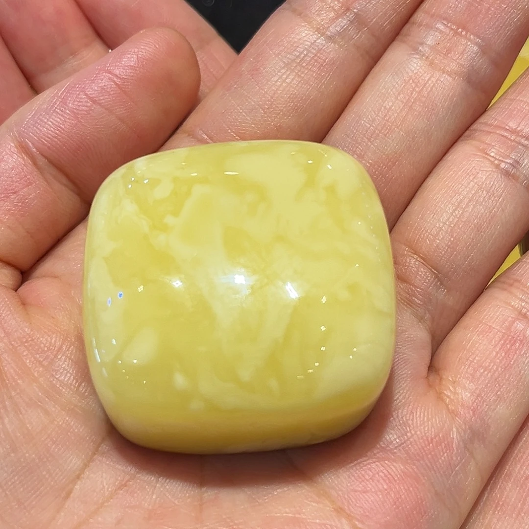 琥珀未镶嵌颈饰方扣