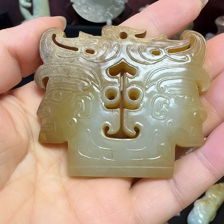 和田玉挂件未镶嵌我**奇