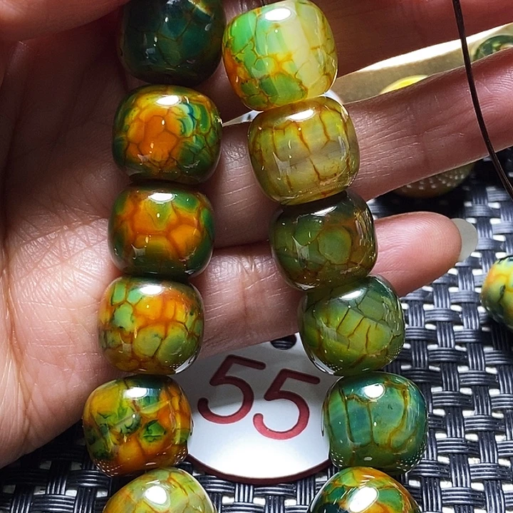 人***初玛瑙/玉髓未镶嵌颈饰