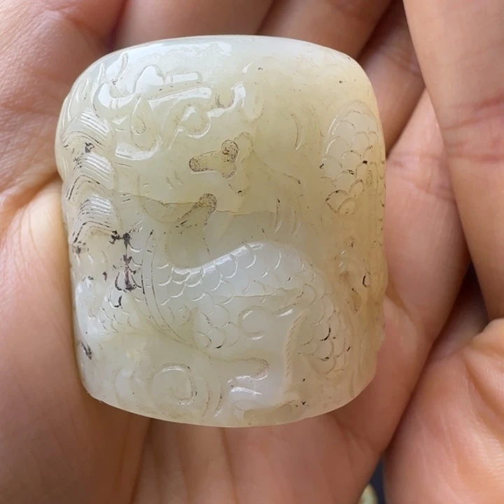 €***净精美礼品纯手工雕刻扳指碧玺（处理）