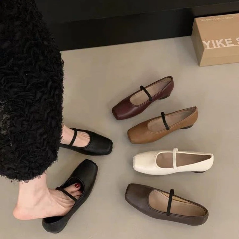 2025秋季新款复古方头单鞋女平底玛丽珍鞋软底猪鼻子鞋芭蕾舞鞋