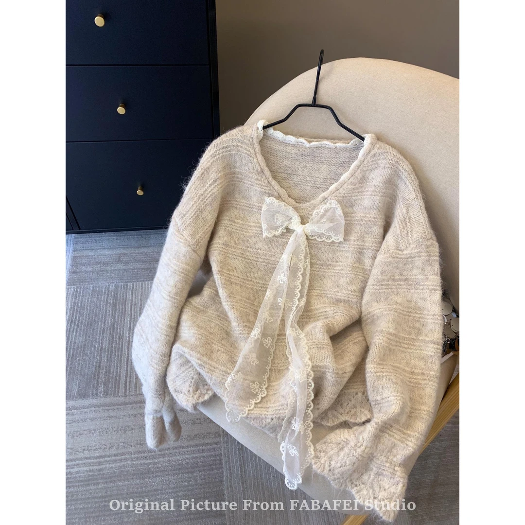 甜妹风蕾丝蝴蝶结v领毛衣女秋冬马海毛软糯针织开衫法式蓝色外套