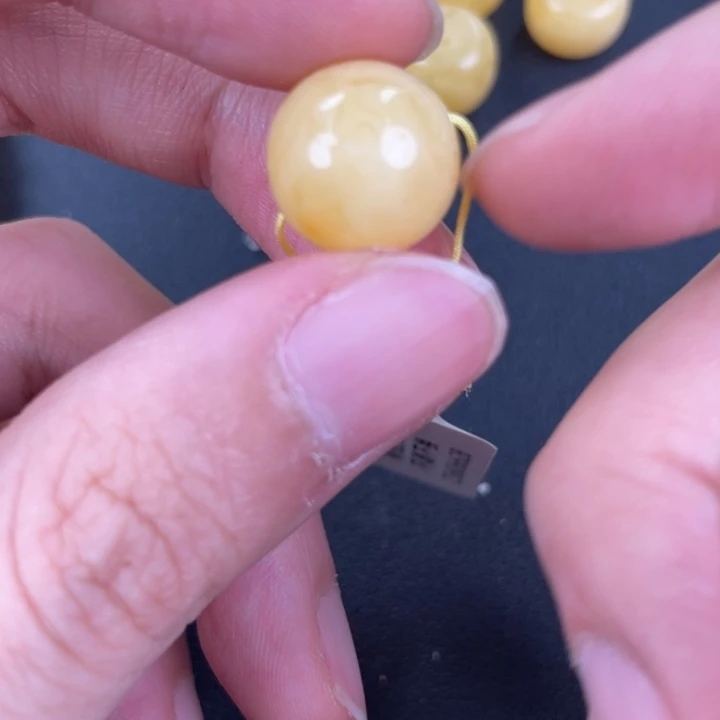 琥珀裸石未镶嵌天然37