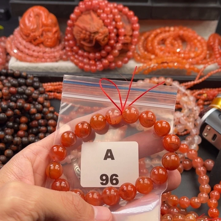 南红玛瑙未镶嵌多样性发货默认微瑕称重11mm