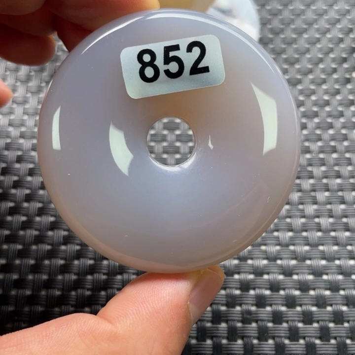 R***e玛瑙/玉髓未镶嵌颈饰