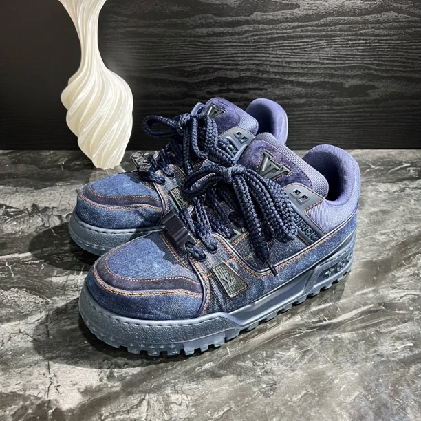 95新 LouisVuitton/路易威登 1316/41.5码/牛仔Trainer Max休闲鞋