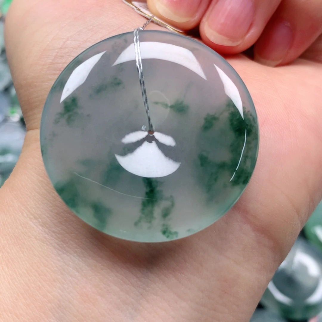 翡翠未镶嵌颈饰玲天然翡翠