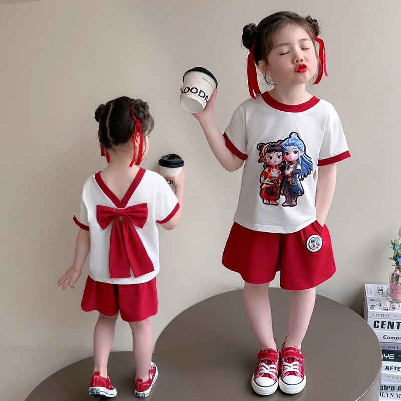 女小童哪吒短袖套装夏季2025新款夏装女宝宝后背蝴蝶结短裤两件套