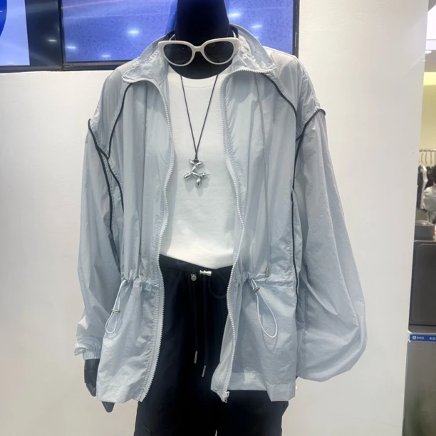 夏季防晒线条百搭女慵懒风短外套风衣皮肤衣时尚长袖