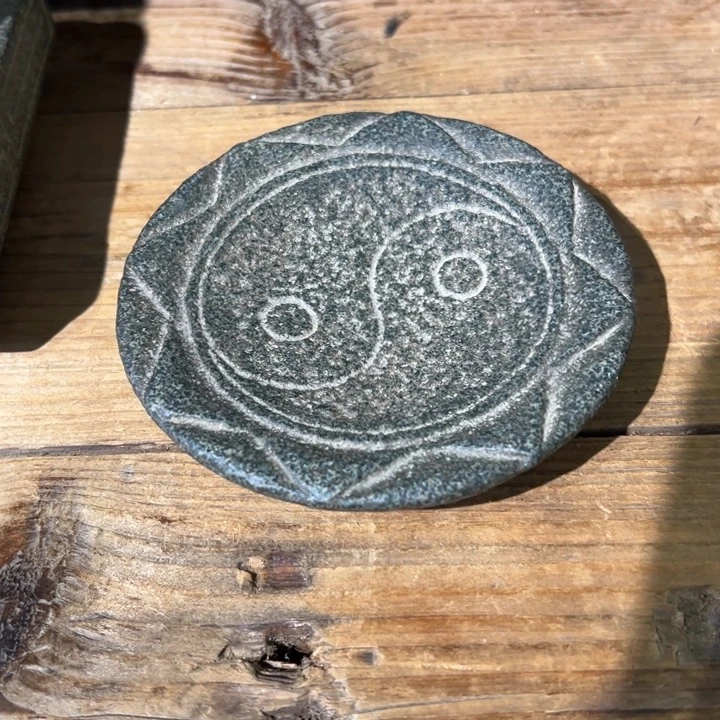 石材佛****常石碟子福建青石
