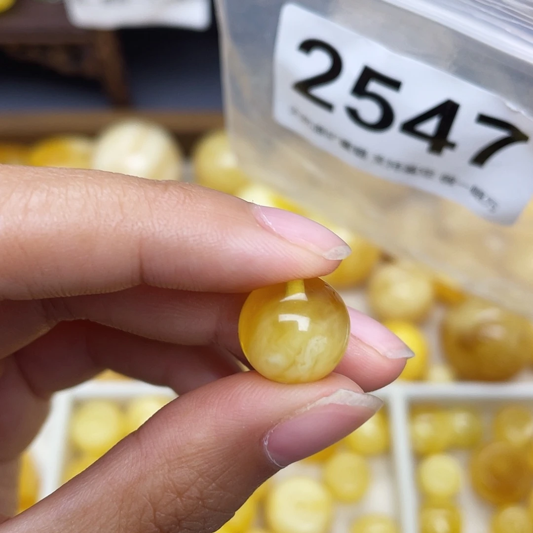 蜜蜡未镶嵌珠宝奇石13