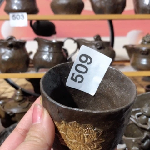 ③****吖木有一点点的小姐姐