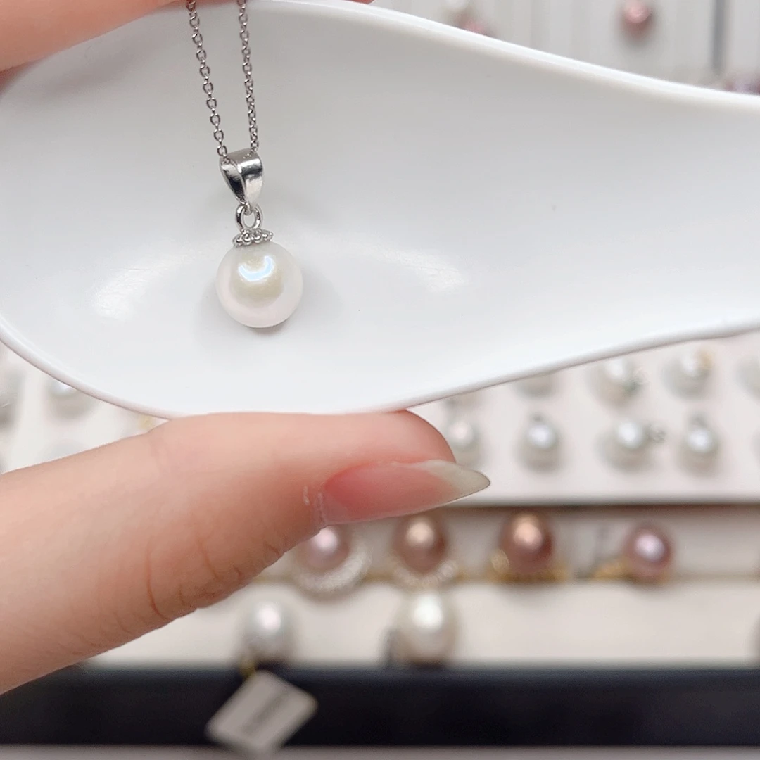 淡水珍珠吊坠(赠链)合金