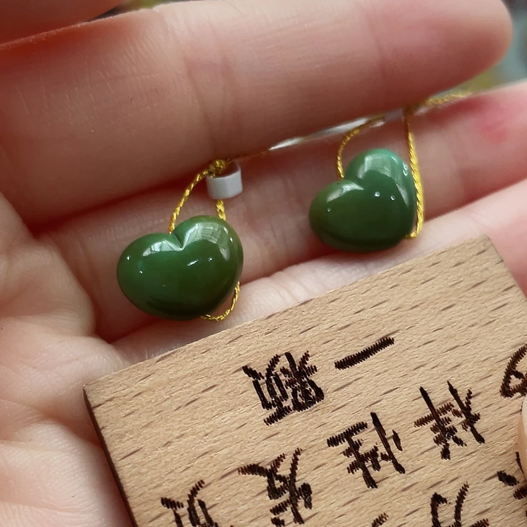 绿松石颈饰未镶嵌