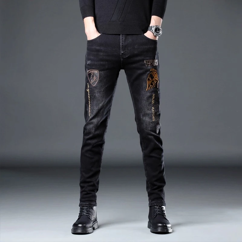 秋冬潮牌高端刺绣男装牛仔裤弹力时尚修身小直筒