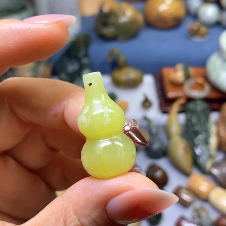 蛇纹石玉未镶嵌岫玉福利