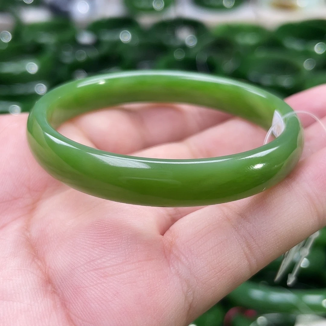 未镶嵌手镯和田玉（碧玉）